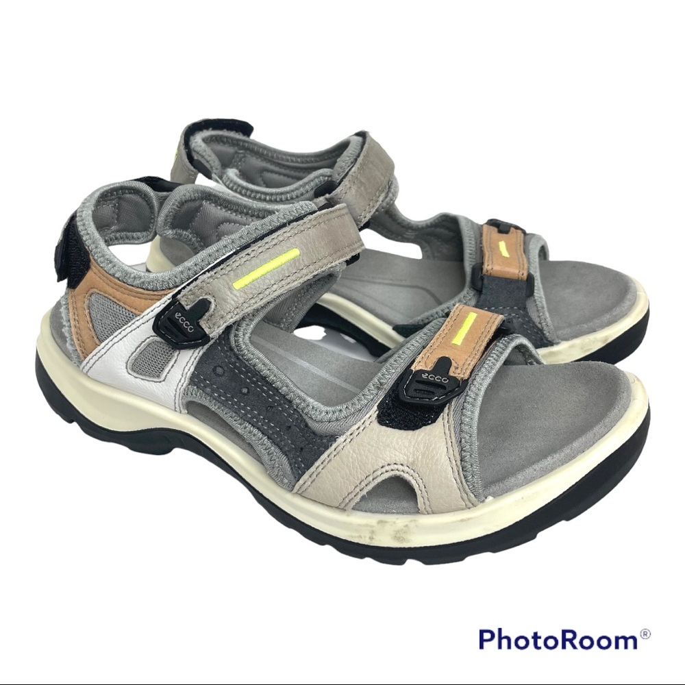 ECCO Wome’s Offroad Multicolor Sandals Size 8